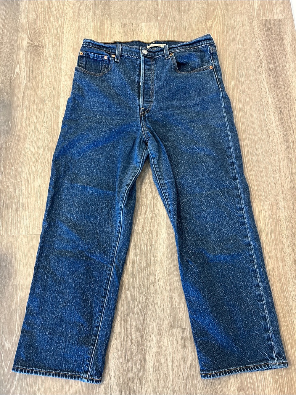 Levi’s -  Vintage Ribcage Straight Ankle Jeans